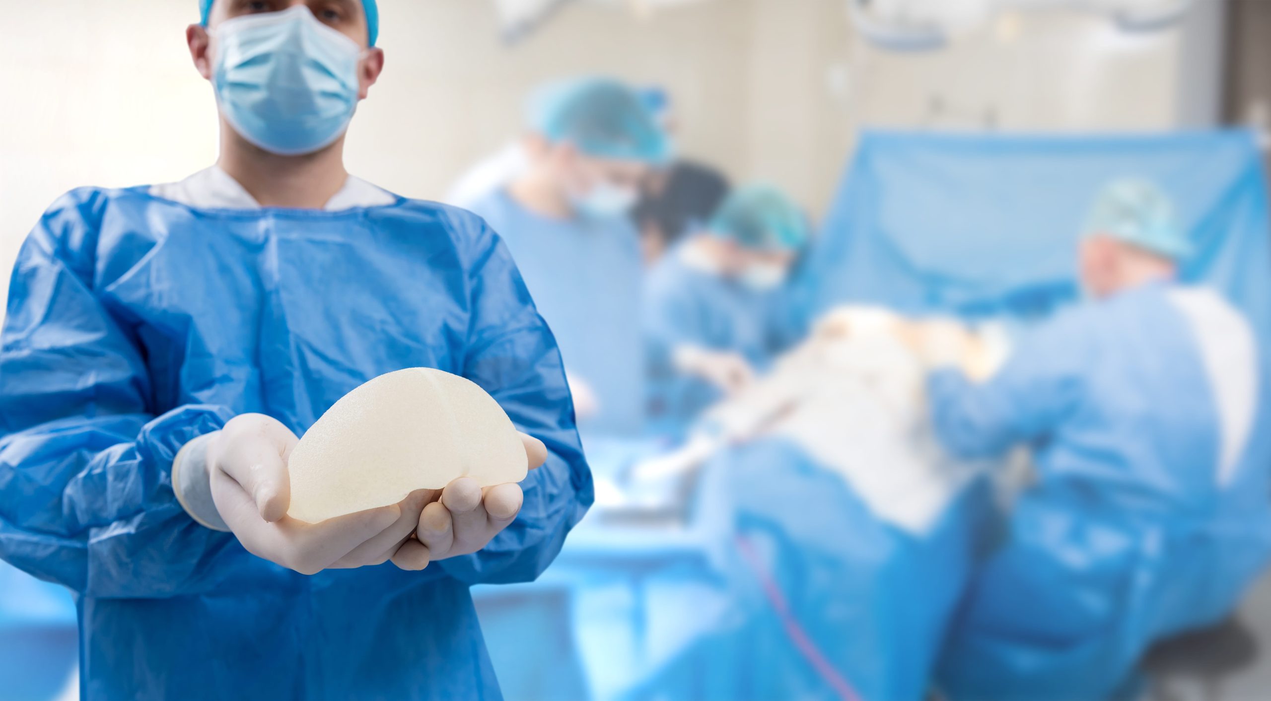 Schimbarea implanturilor de sân